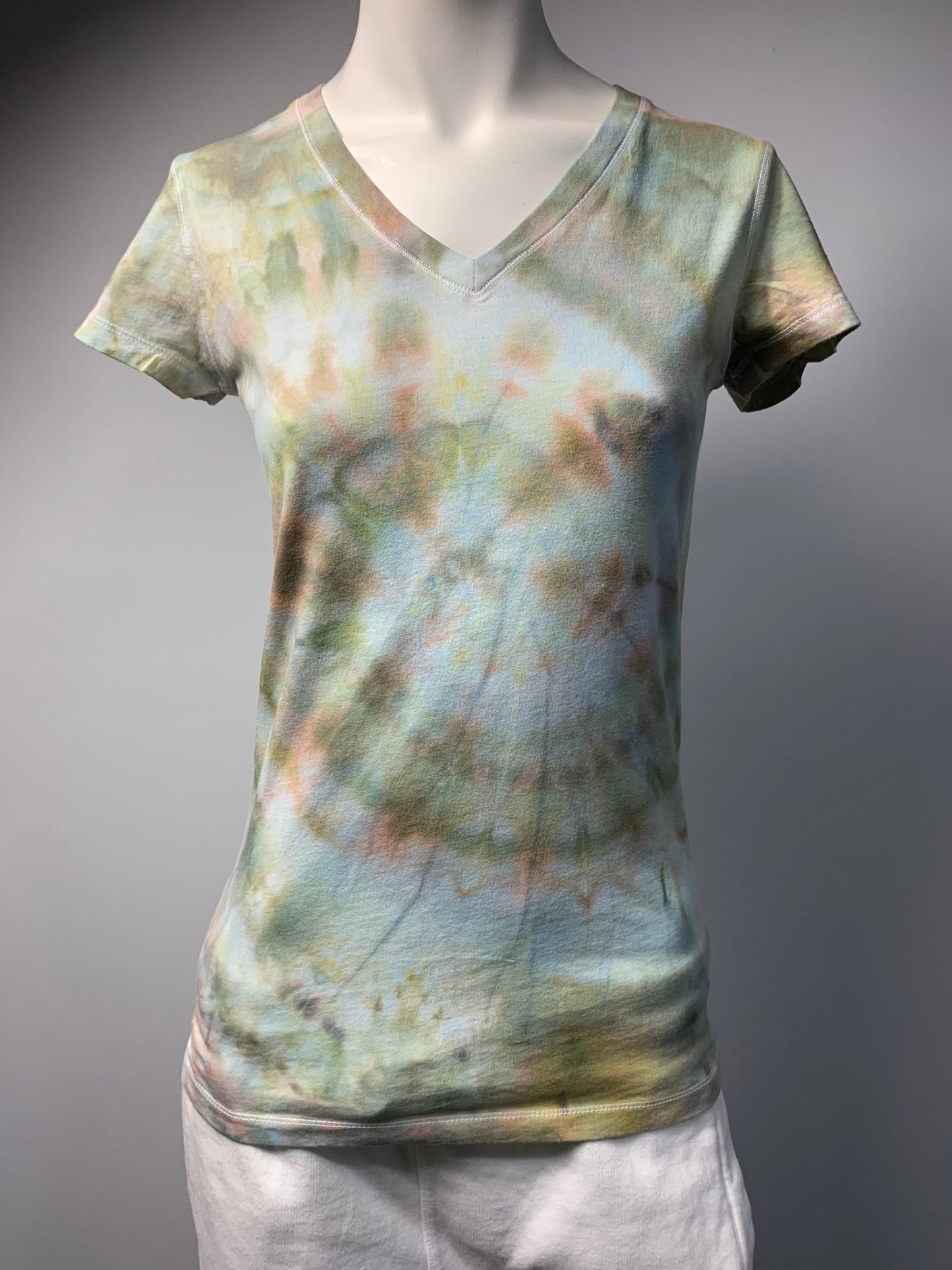 211 Women's SMALL V-Neck - Merlscreations