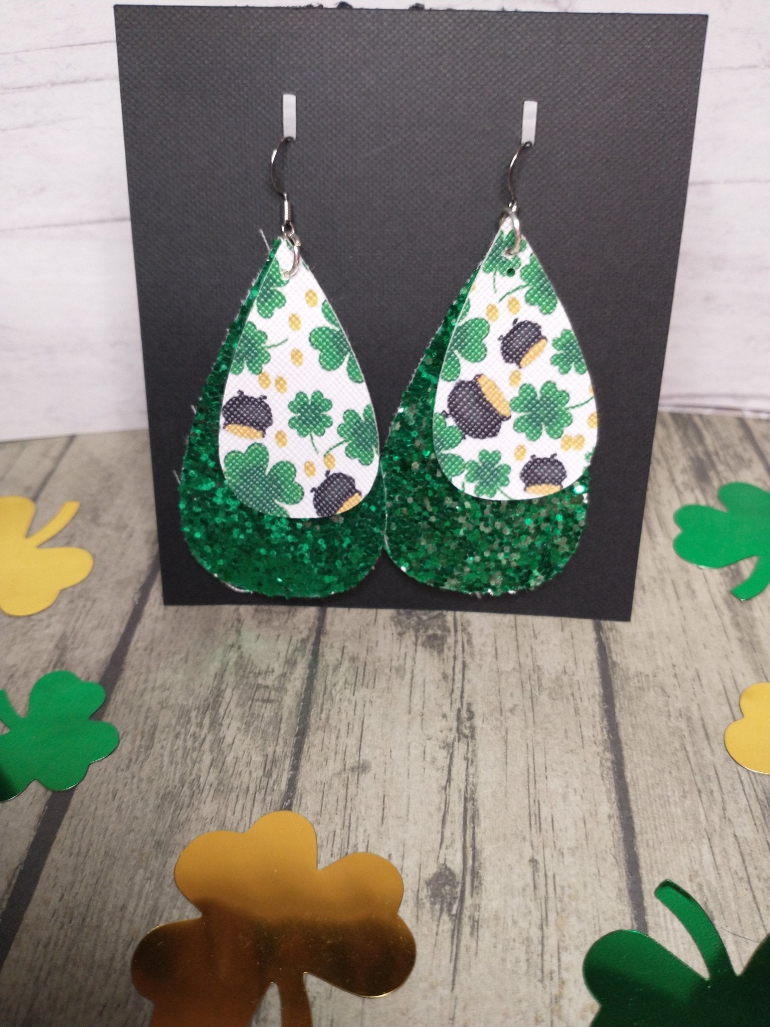 Gold Pot Green Glitter Earrings - Merlscreations