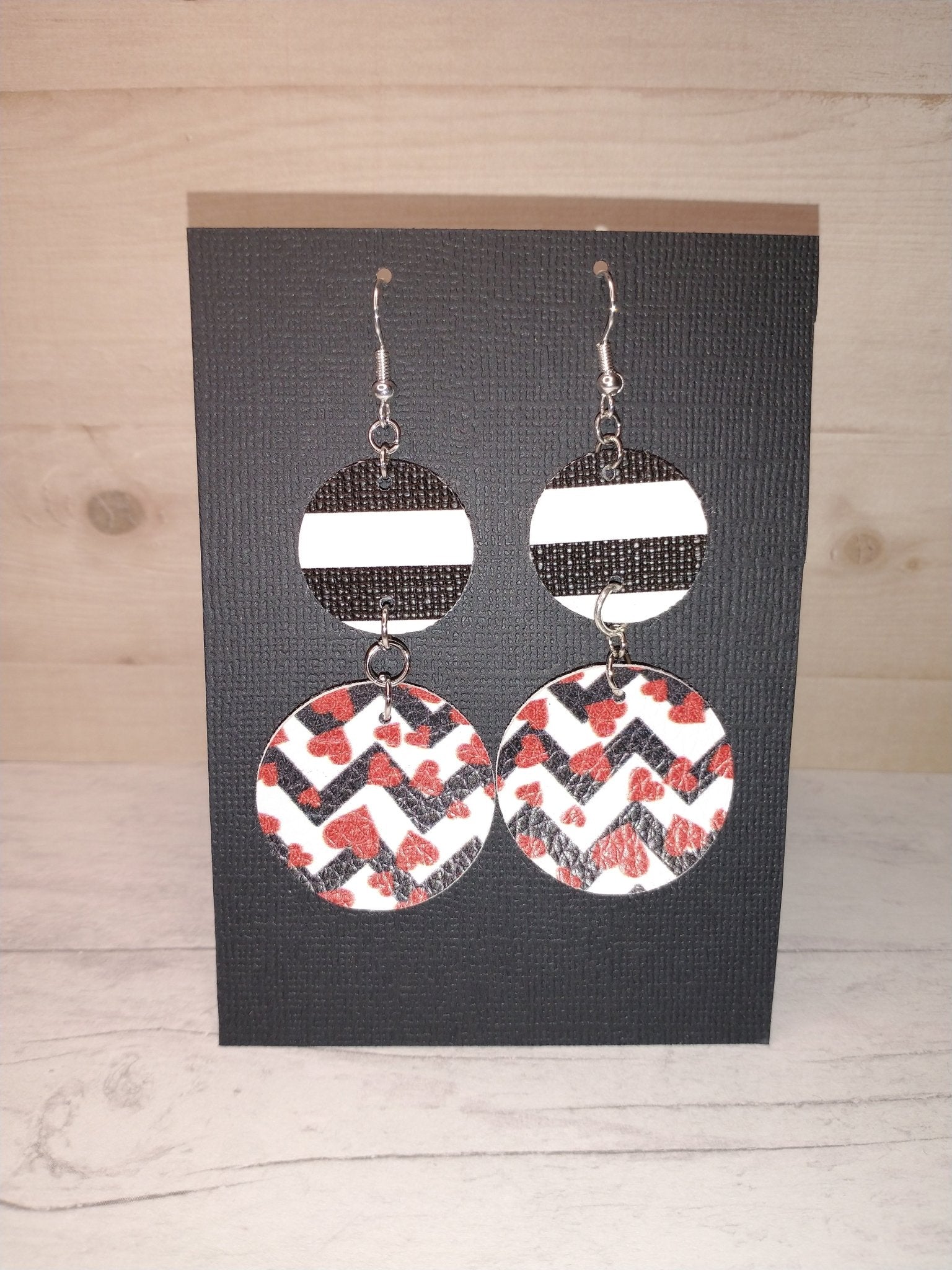 Heart Stripped Circle Earrings - Merlscreations