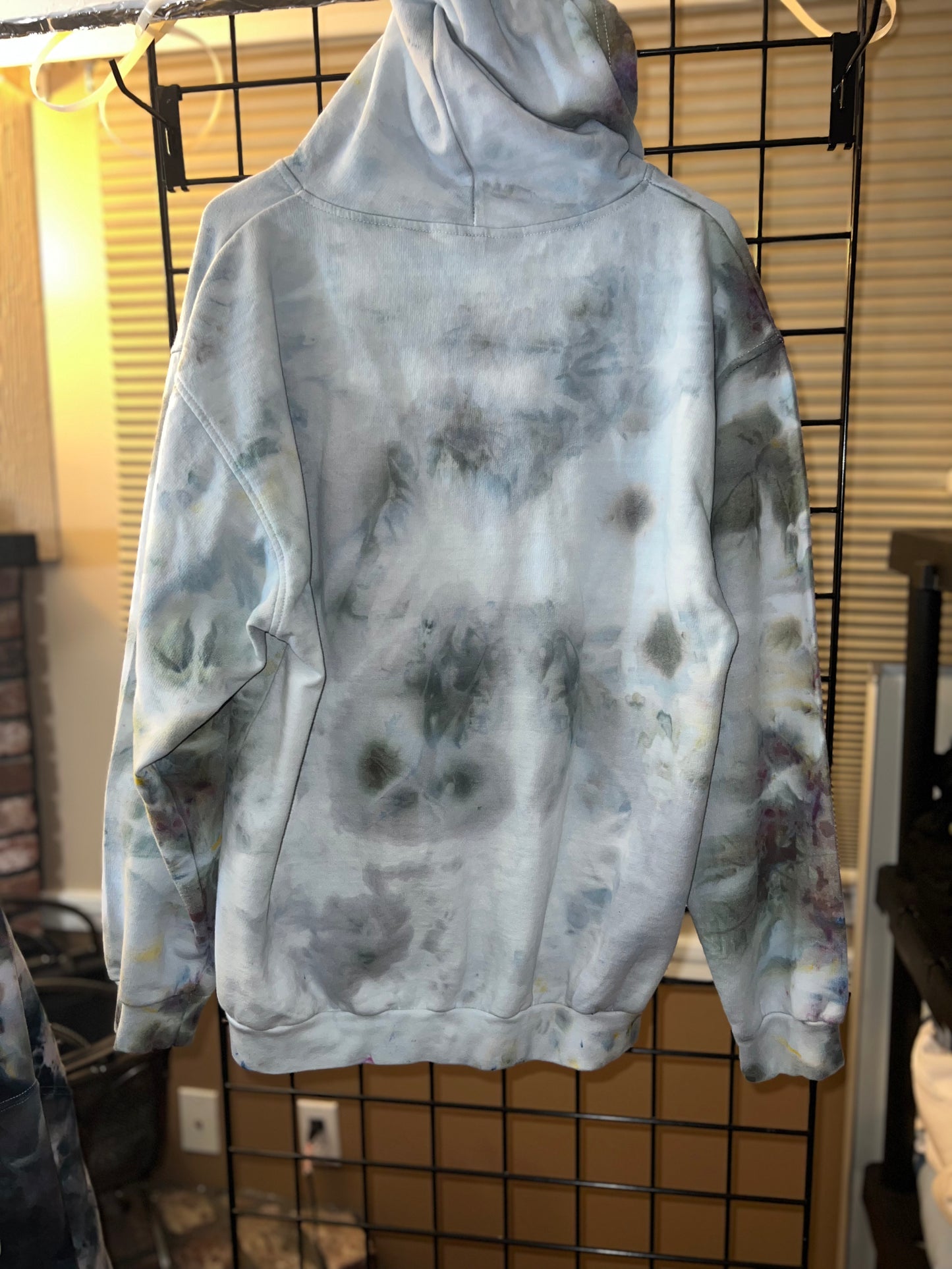 781 Large Heavy Metal Zip Up
