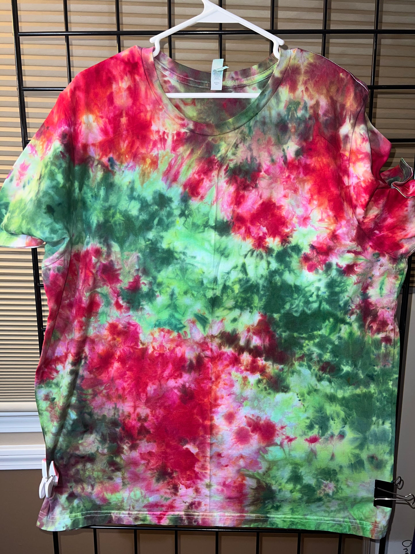 594 XXL Christmas Themed T-shirt