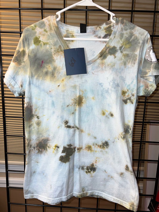 601 Large Earthy White Women's V-Neck