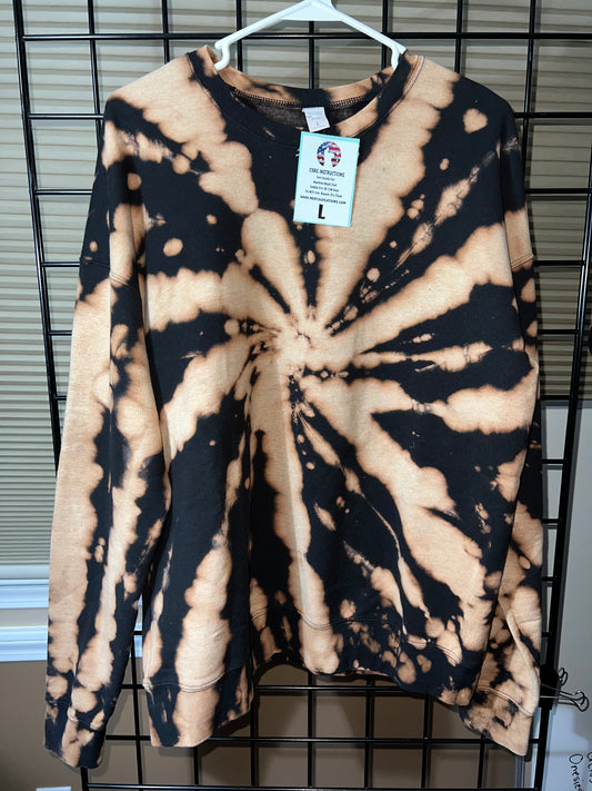 56 Large Spiral Crewneck