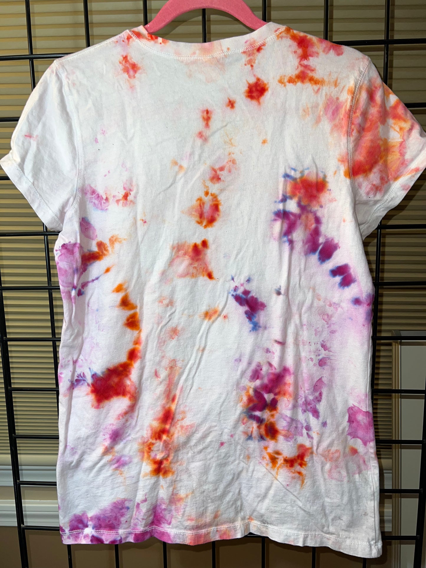 XXL Women's Cotton Candy V-Neck T-shirt