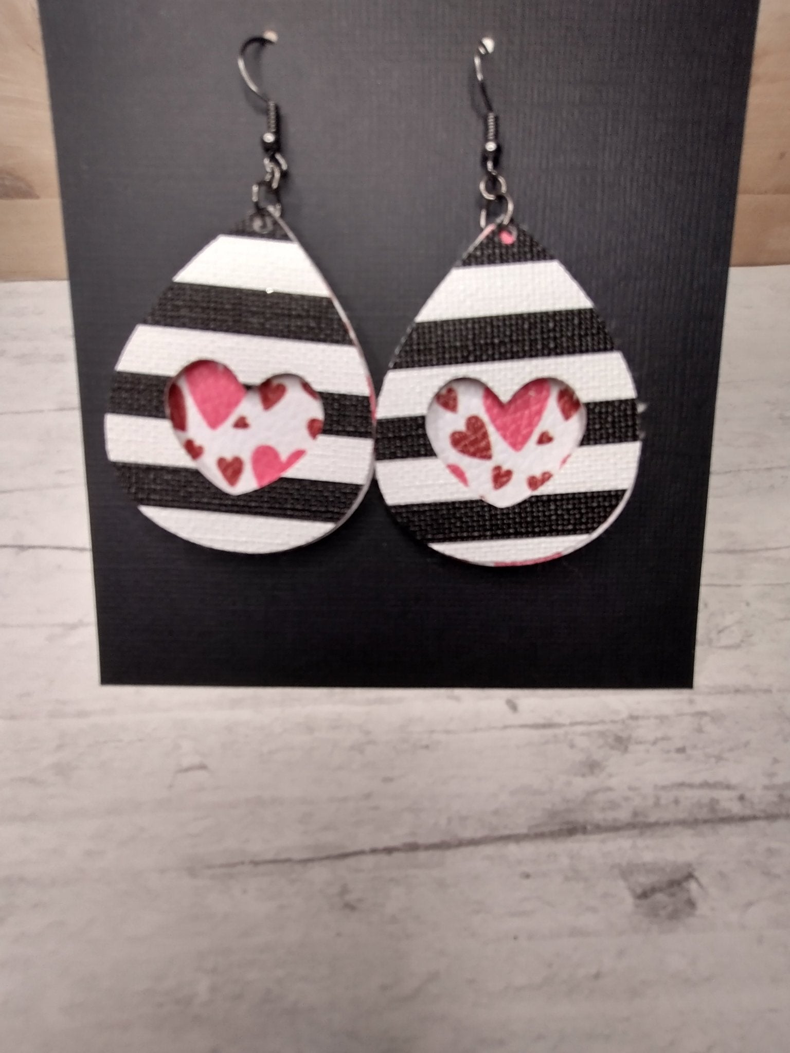 Plaid Heart Teardrop Earrings - Merlscreations